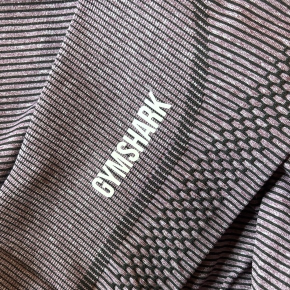 Gymshark size Medium Dark Purple Leggings - Picture 3 of 4